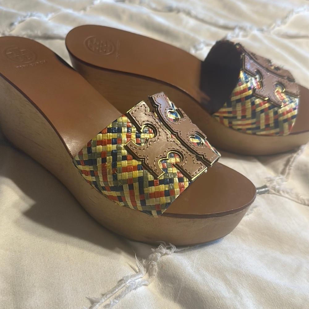 🎀Hostess Pick🎀 Burch wooden heeled wedges